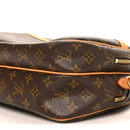 Louis Vuitton Monogram Reporter PM 10 of 10
