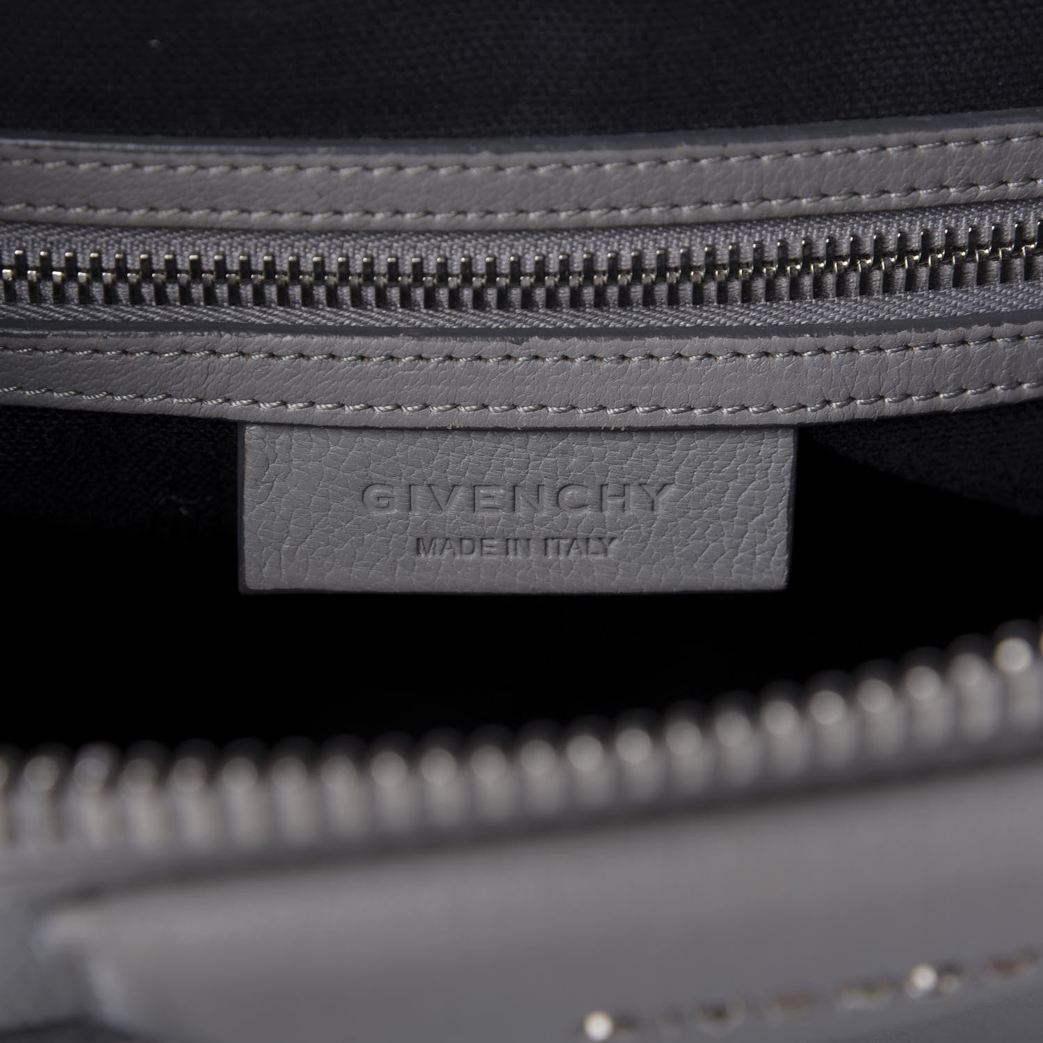 Givenchy Sugar Goatskin Small Antigona Pearl Grey 9 of 13