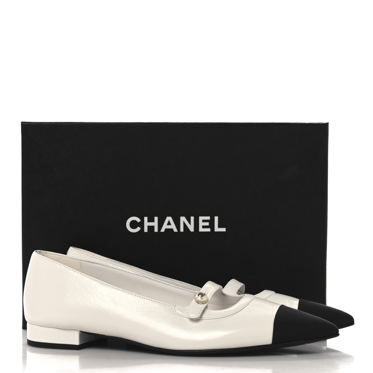 Chanel Shiny Lambskin Grosgrain Pearl Mary Janes Flats 40 White Black 10 of 10