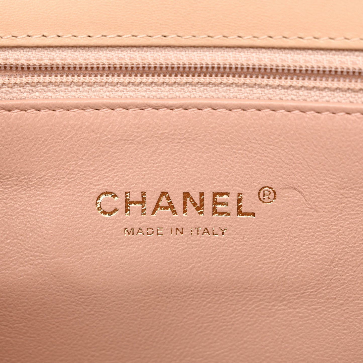 Caviar Quilted Medium CC Filigree Flap Beige