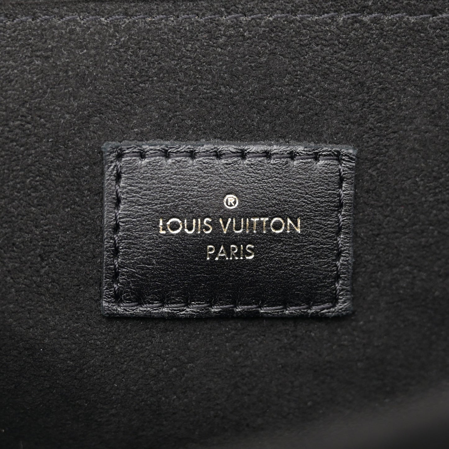 Reverse Monogram Pochette Metis