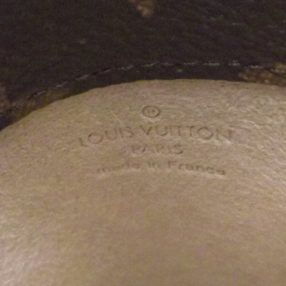 Louis Vuitton Monogram Eyeglass /Sunglass Case Holder 4 of 4