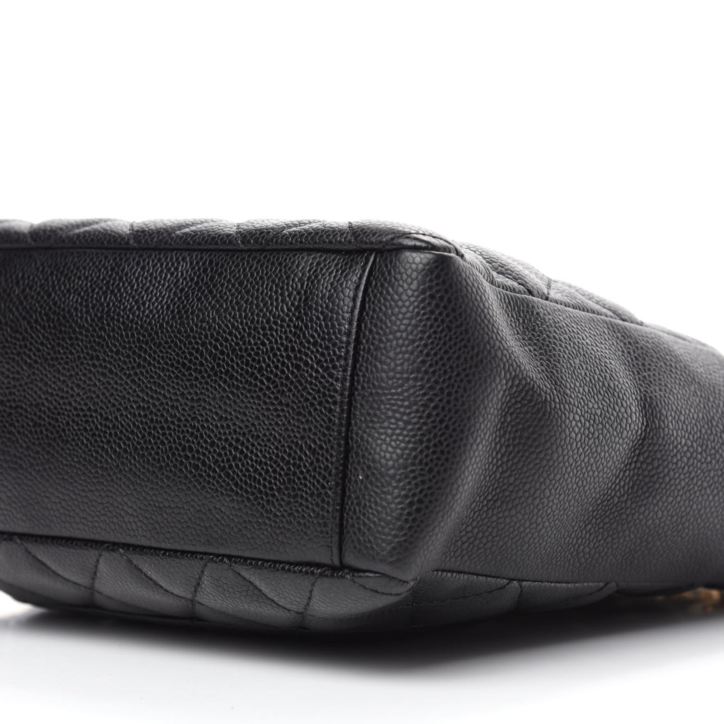Caviar Quilted Petit Shopping Tote PST Black