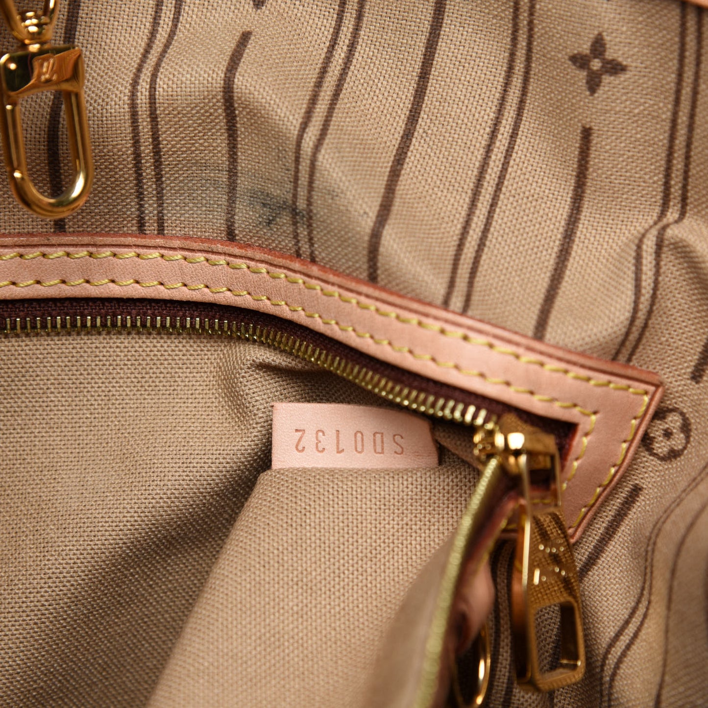 Monogram Delightful GM