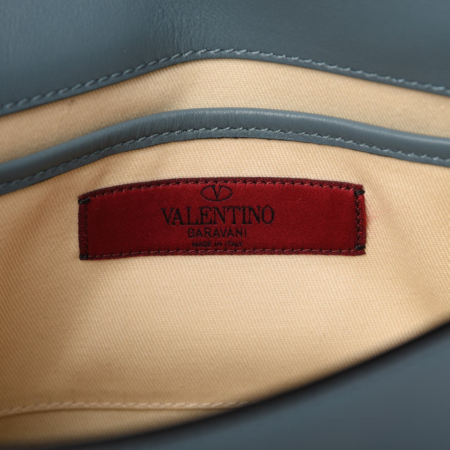 Vitello Rockstud Flip Lock Crossbody Bag Light Blue