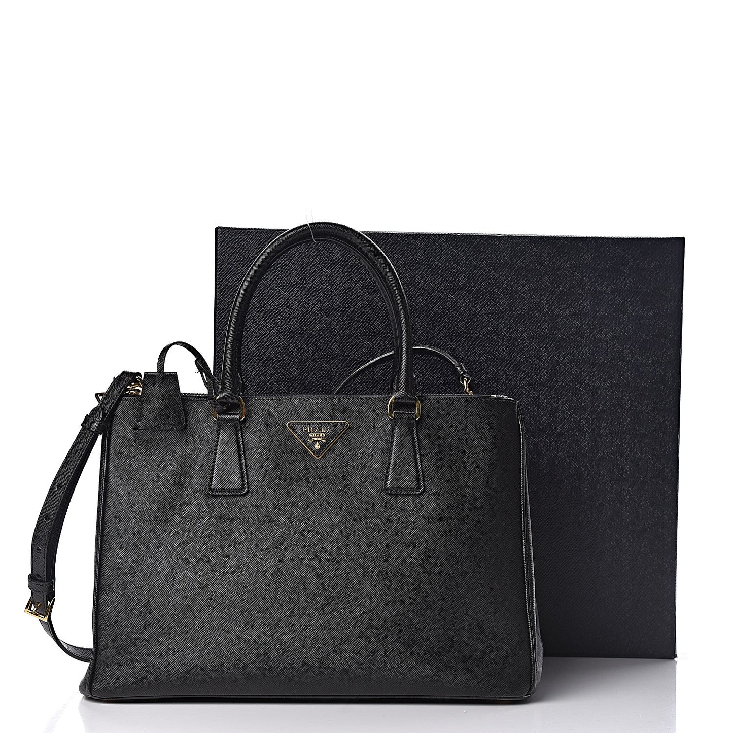Saffiano Medium Galleria Double Zip Tote Black