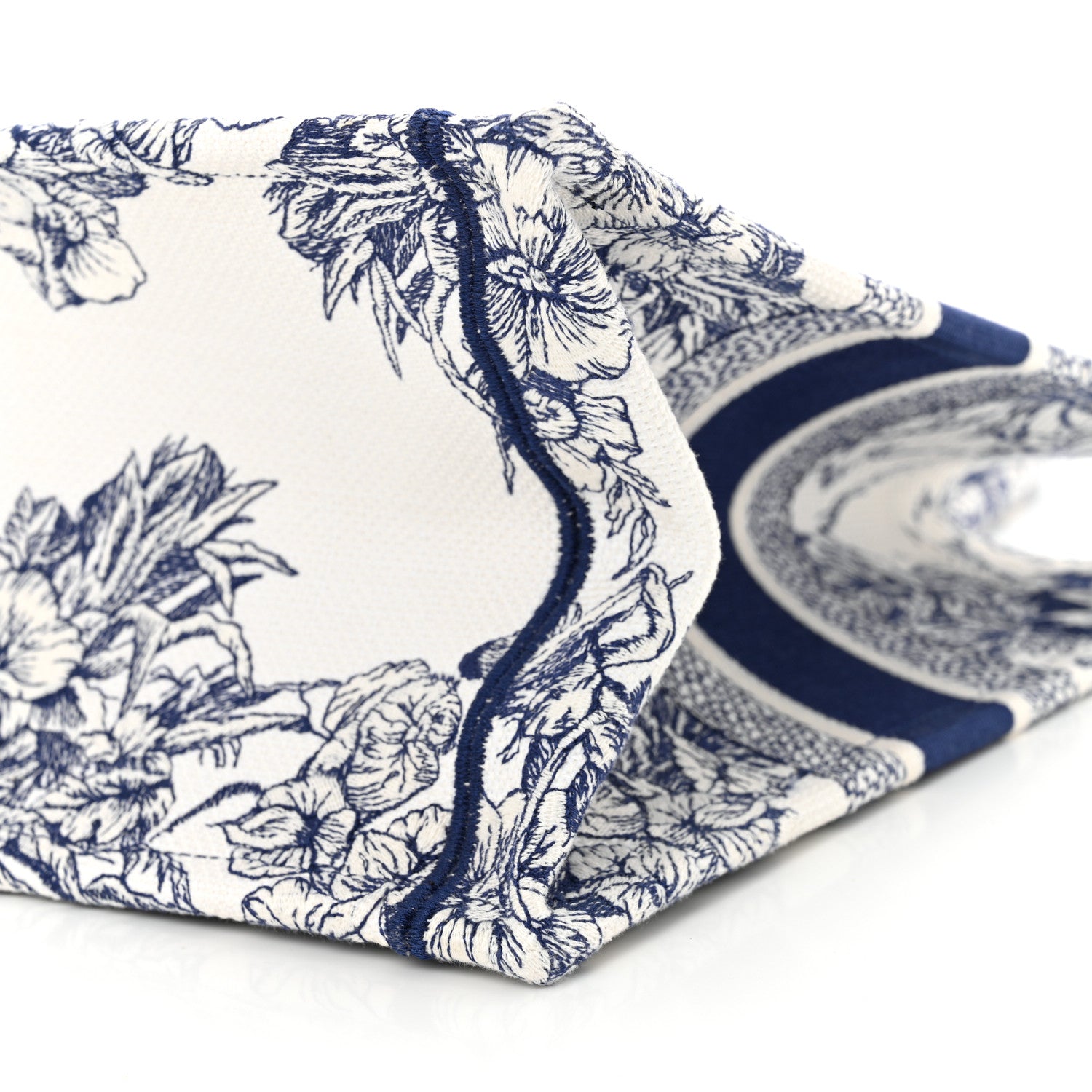 Christian Dior Canvas Embroidered Medium Reve d'Infini Book Tote Blue 10 of 12