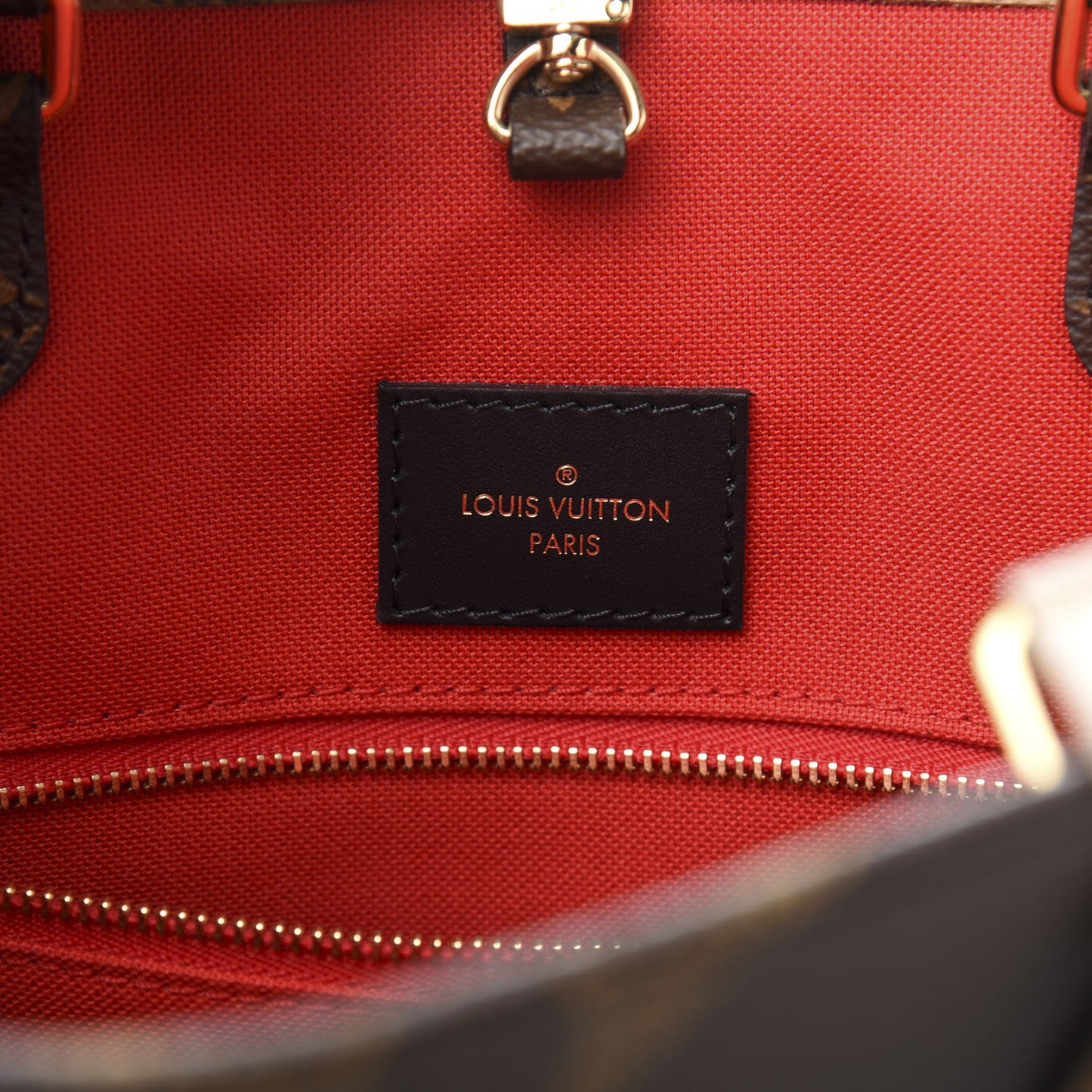 Reverse Monogram Giant Onthego MM