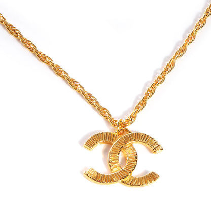Chanel CC Chain Pendant Necklace Gold 1 of 7