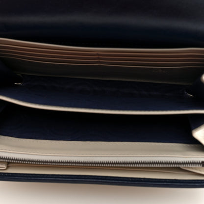 Gucci Vintage Effect Calfskin Matelasse Diagonal Torchon GG Marmont Chain Wallet Mystic White Blue Agata 5 of 9