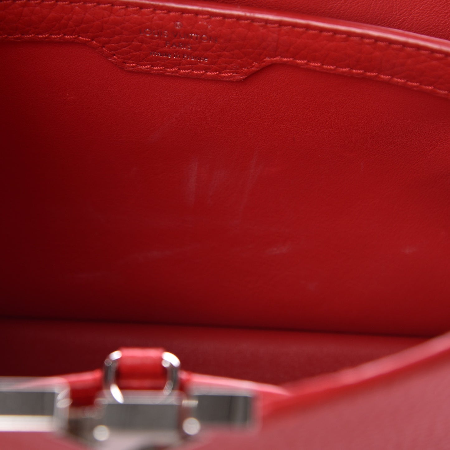 Taurillon Capucines PM Rubis