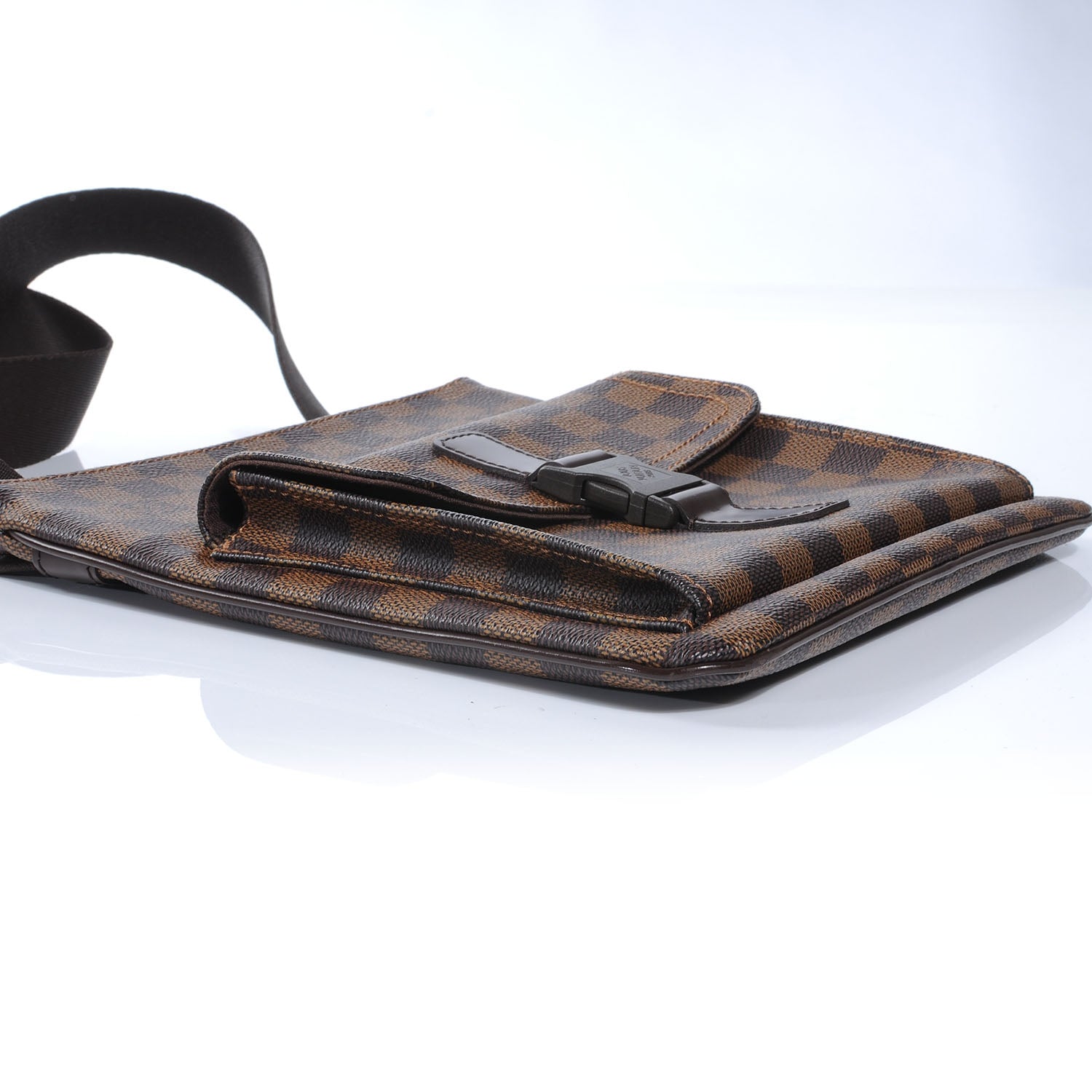 Louis Vuitton Damier Ebene Pochette Melville 7 of 8