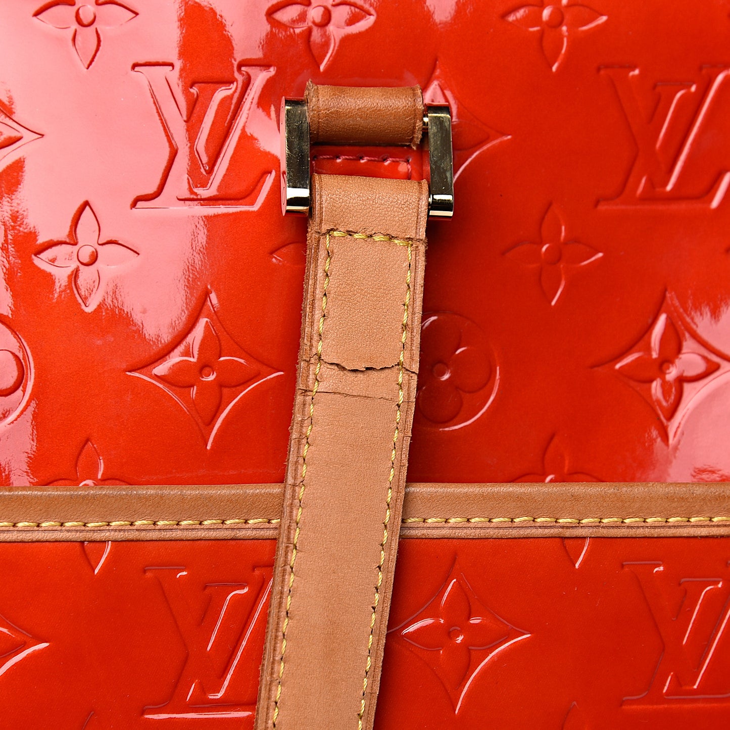 Vernis Sutton Rouge