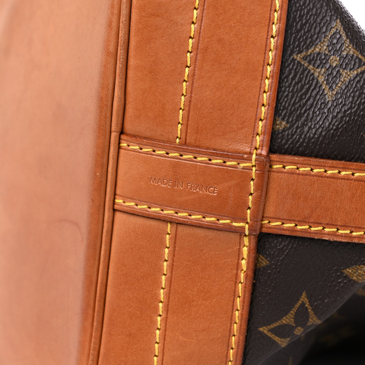 Monogram Noe