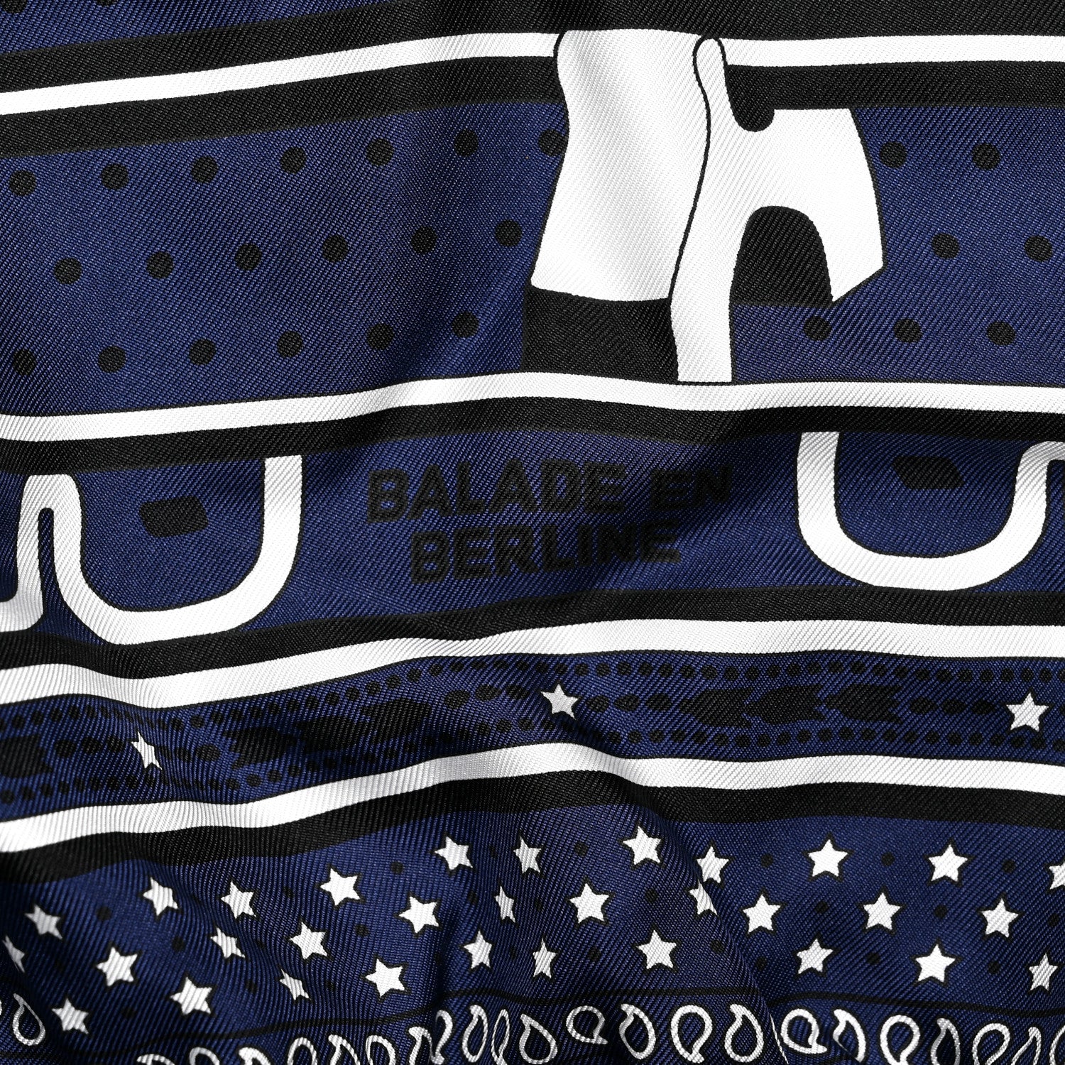 Hermes Silk Balade En Berline Froufrou Scarf 70 Marine White Black 5 of 5