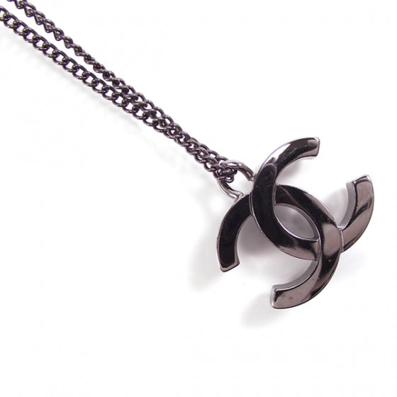 Gold Vintage CC Logo Necklace