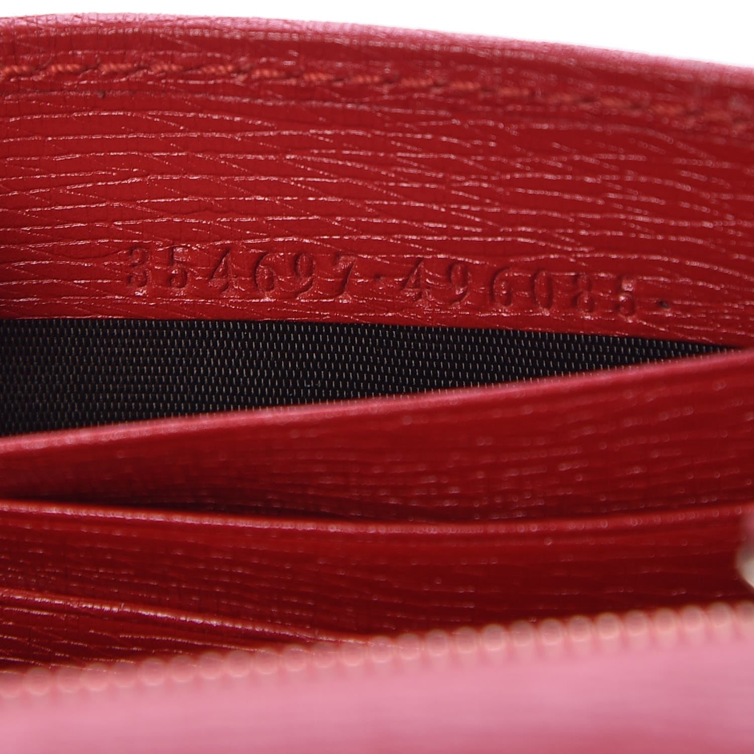 Gucci Textured Calfskin Medium Betty Chain Wallet Tabasco Red 7 of 10