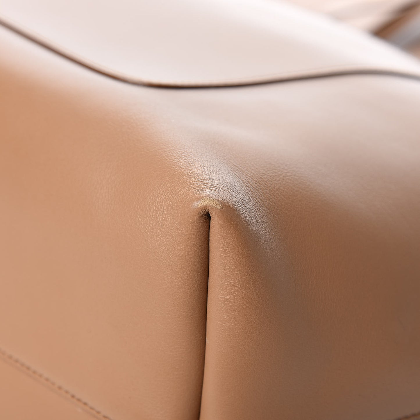 City Calfskin Shopping Tote Caramel Black