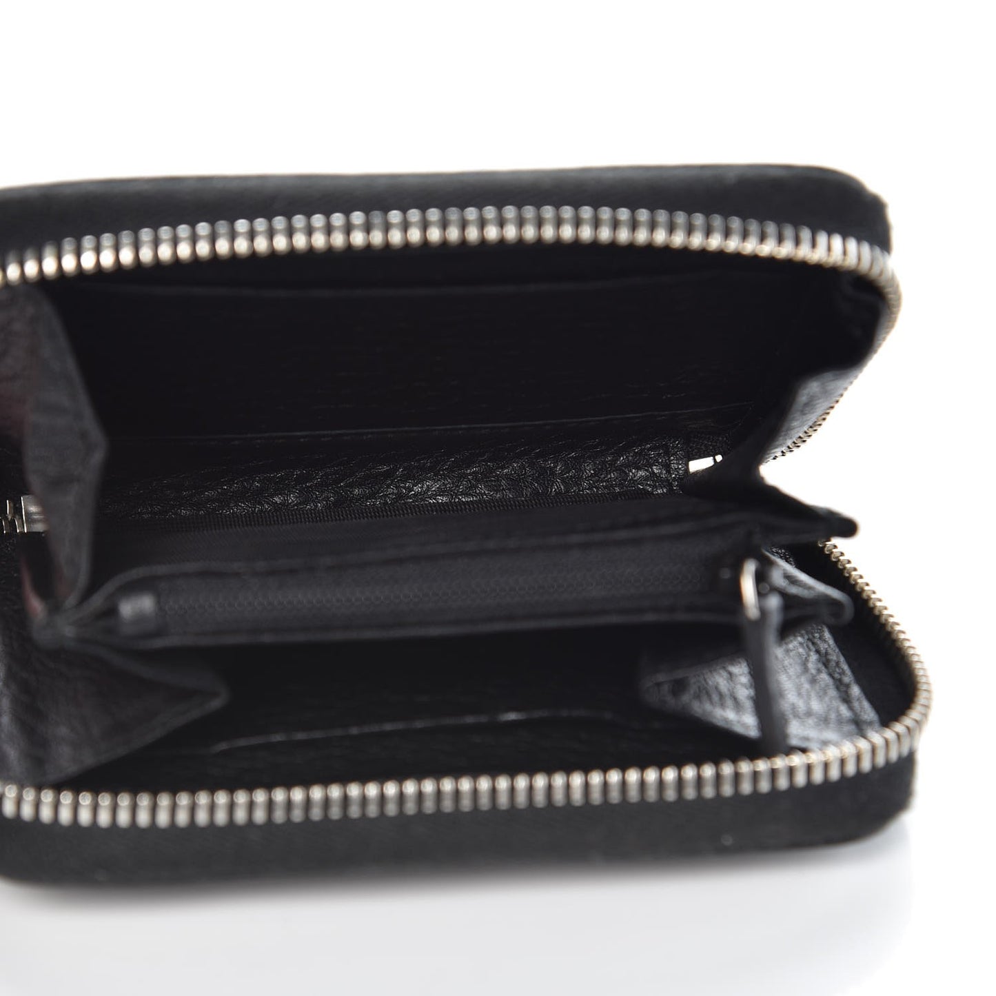 Pebbled Calfskin Studded Soho Compact Disco Zip Around Wallet Black