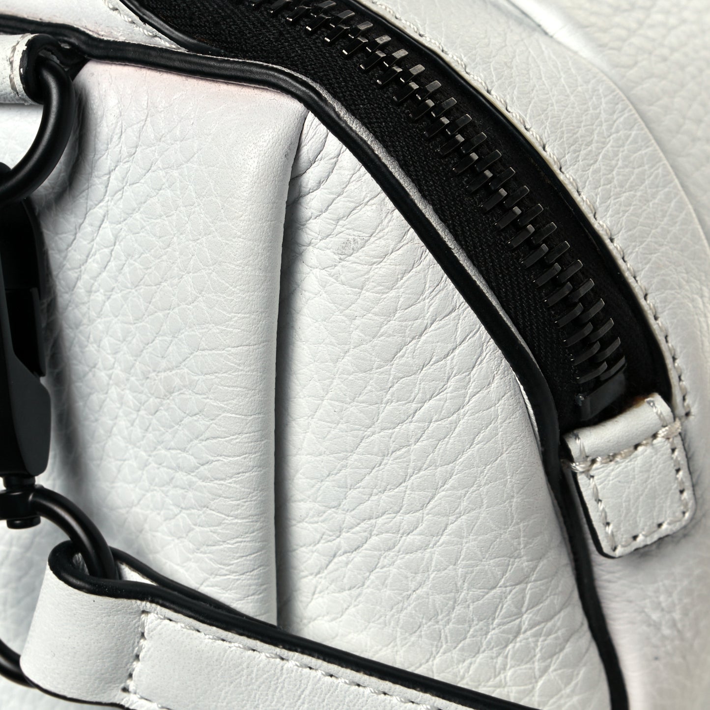 Pebbled Lambskin Rockie White Black Hardware