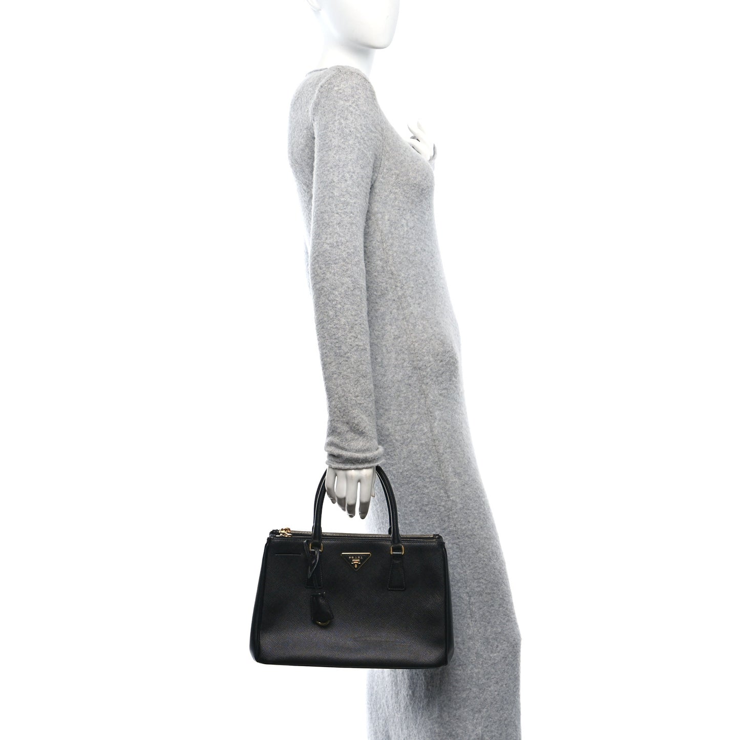 Saffiano Medium Galleria Double Zip Tote Black