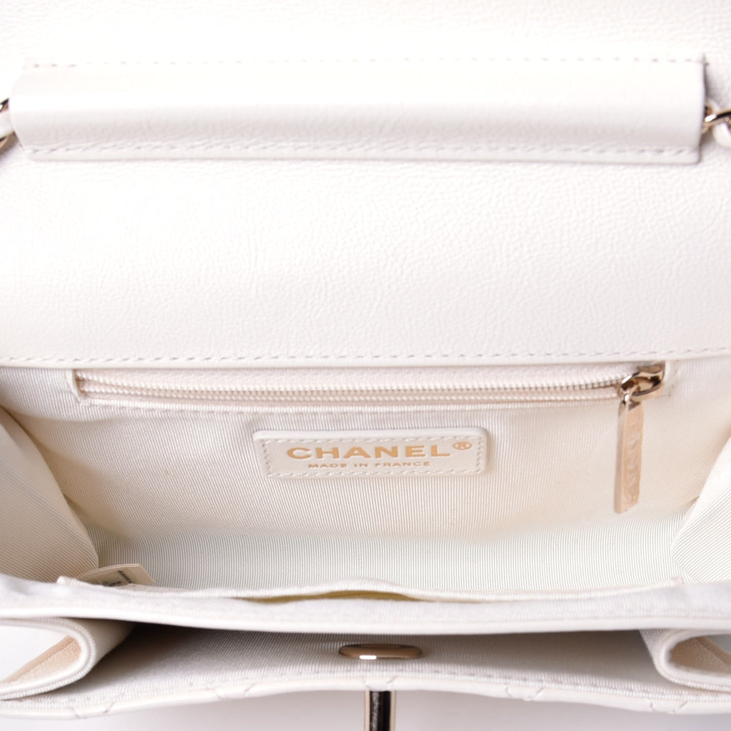 Calfskin Quilted Smart Pocket Crossbody Bag White