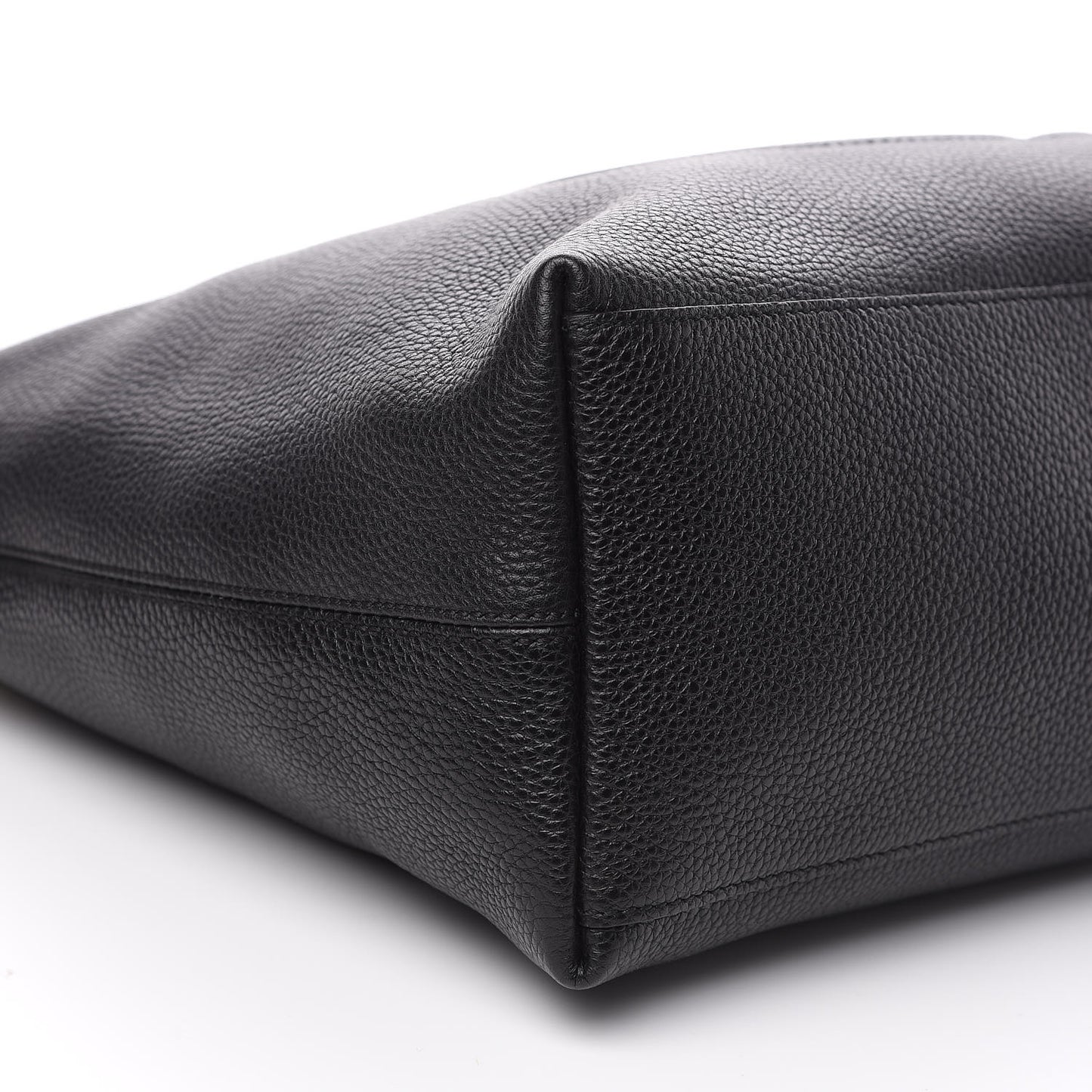Pebbled Calfskin Medium Soho Chain Shoulder Bag Black