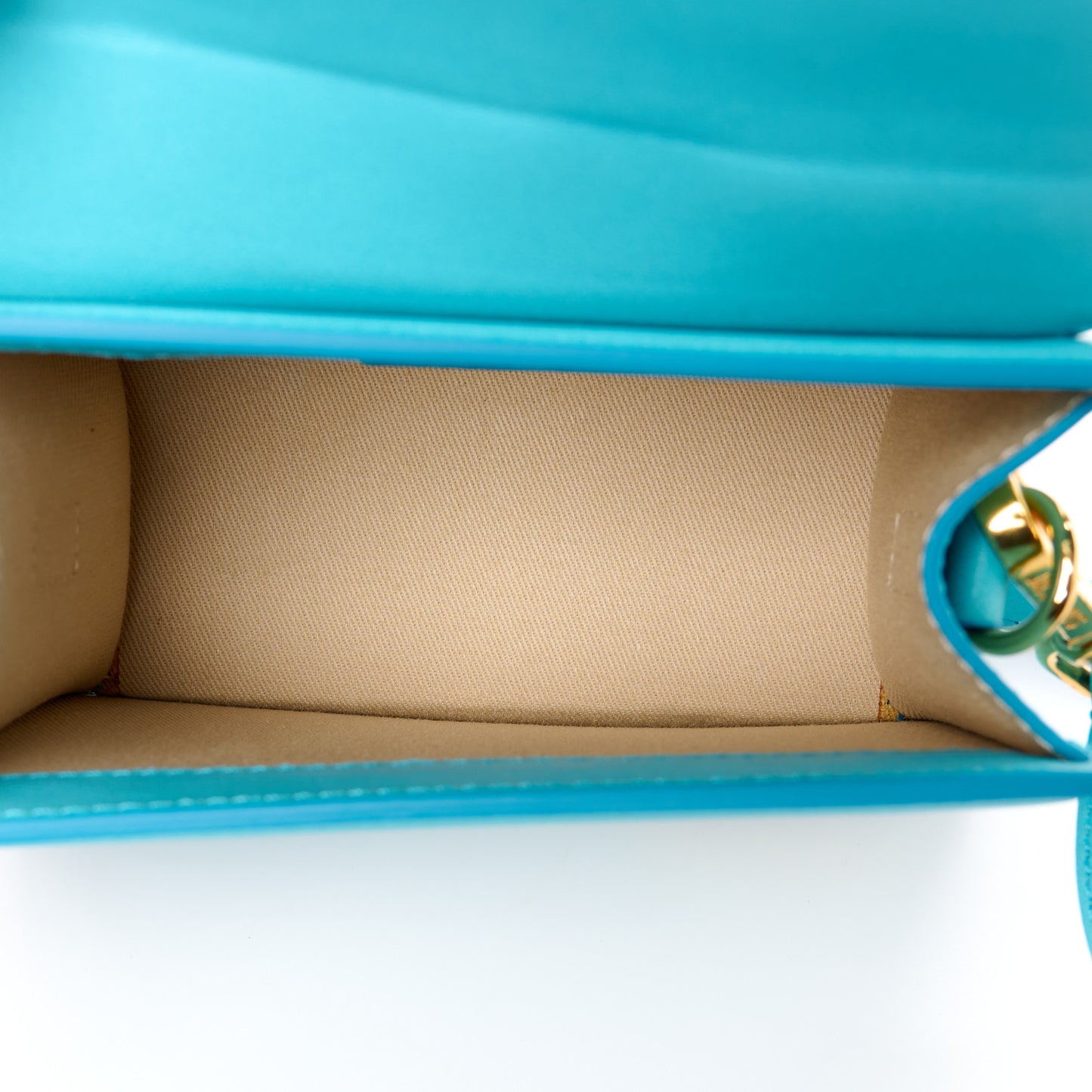 Smooth Calfskin Le Chiquito Moyen Turquoise