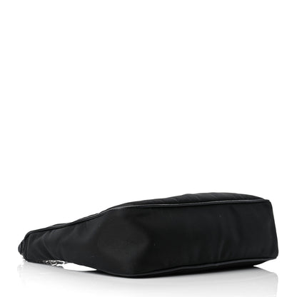 Prada Nylon Re-Edition 2005 Shoulder Bag Black 4 of 11