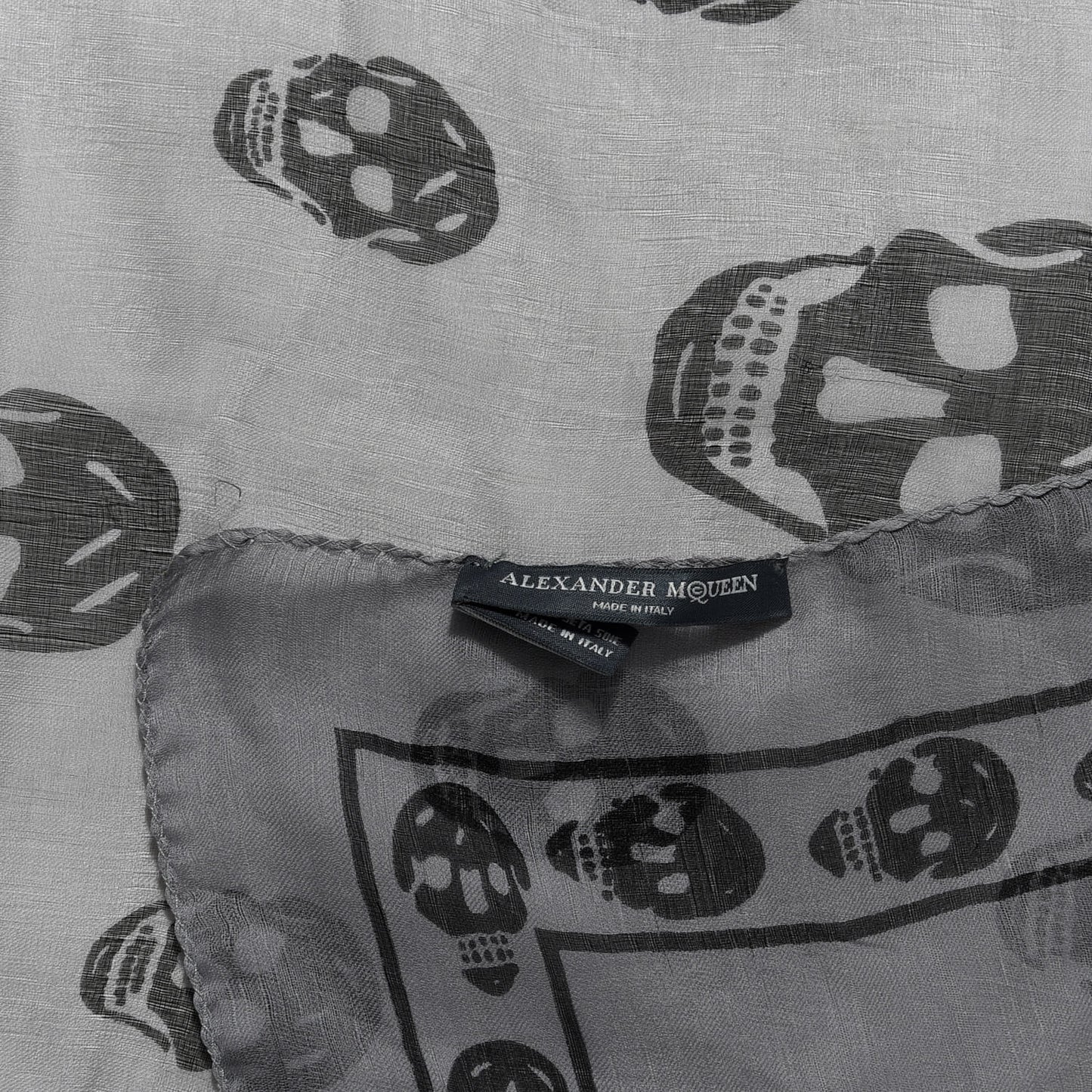 Silk Skull Scarf Ivory Black