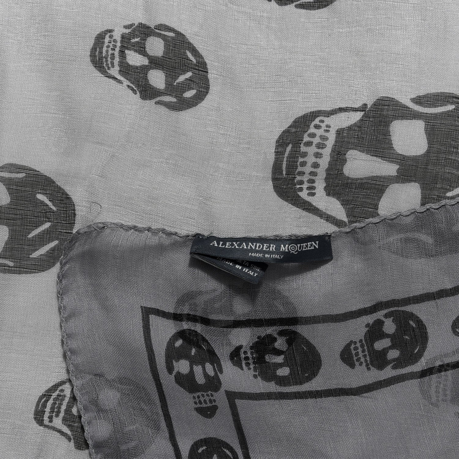Alexander McQueen Silk Skull Scarf Ivory Black 4 of 6