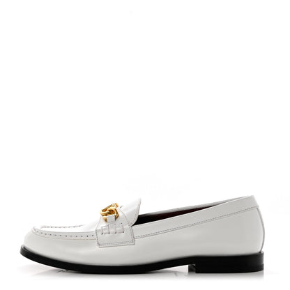 Valentino Garavani Calfskin VLogo Chain Loafers 38.5 White 1 of 8