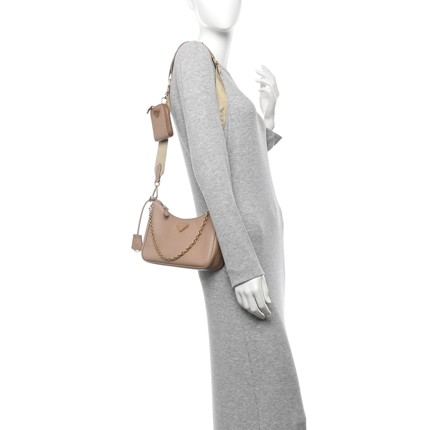 Prada Saffiano Re-Edition 2005 Shoulder Bag Cammeo 2 of 13