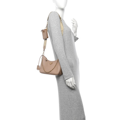 Prada Saffiano Re-Edition 2005 Shoulder Bag Cammeo 2 of 13
