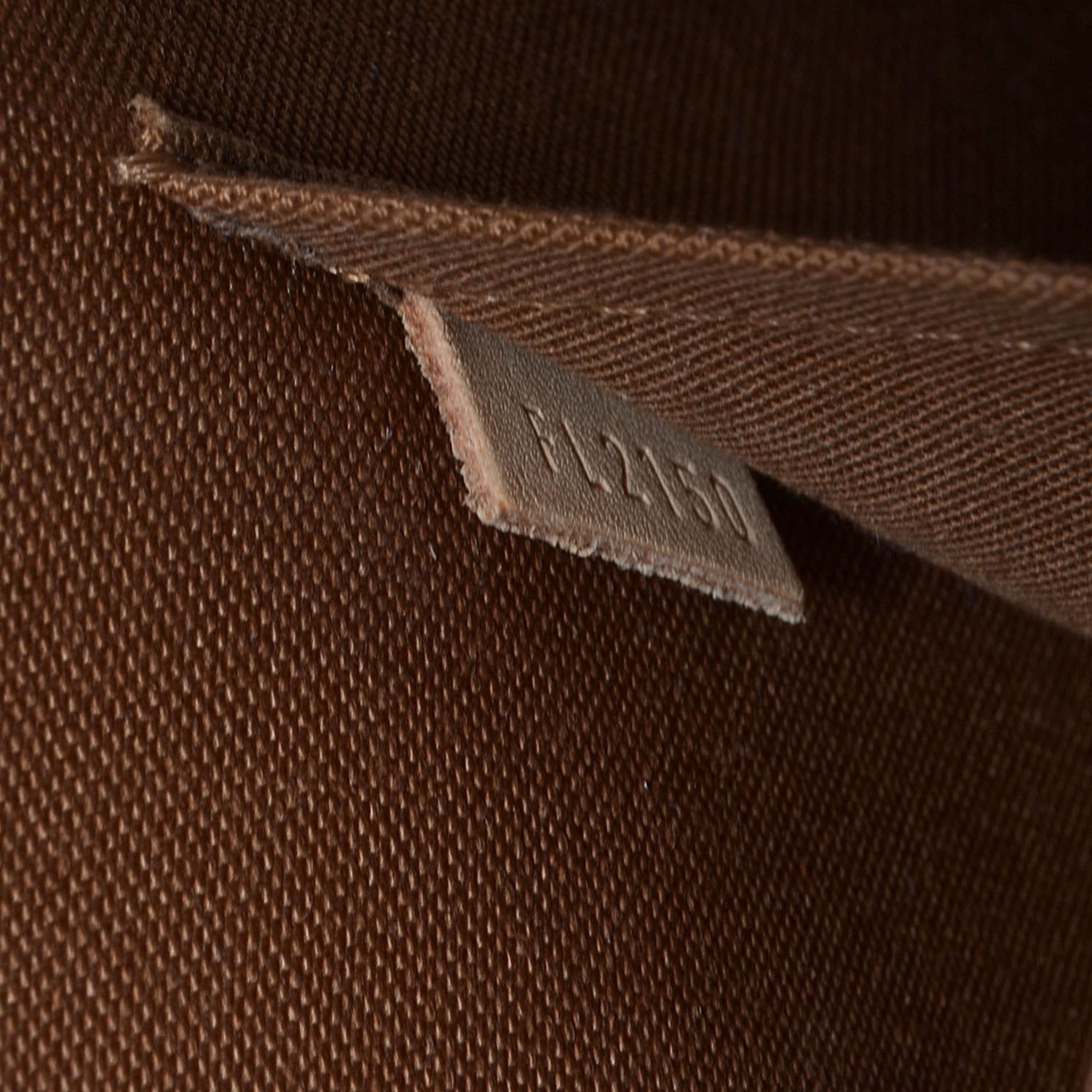 Louis Vuitton Monogram Alma MM 6 of 7