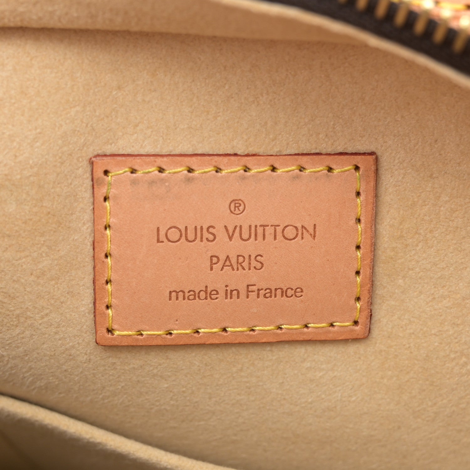 Louis Vuitton Monogram Hudson GM 6 of 11
