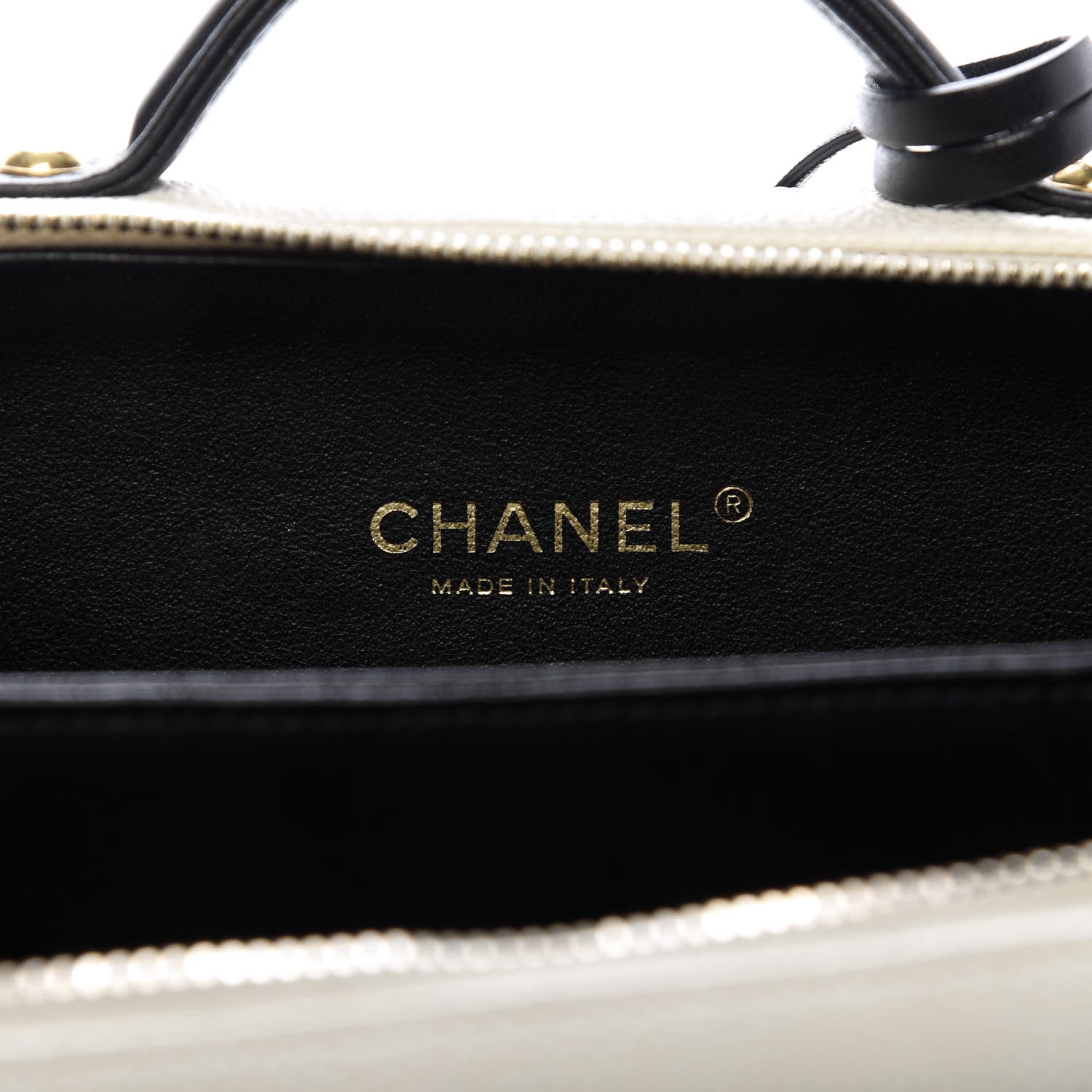 Chanel Caviar Quilted Small CC Filigree Vanity Case White Black 8 of 9