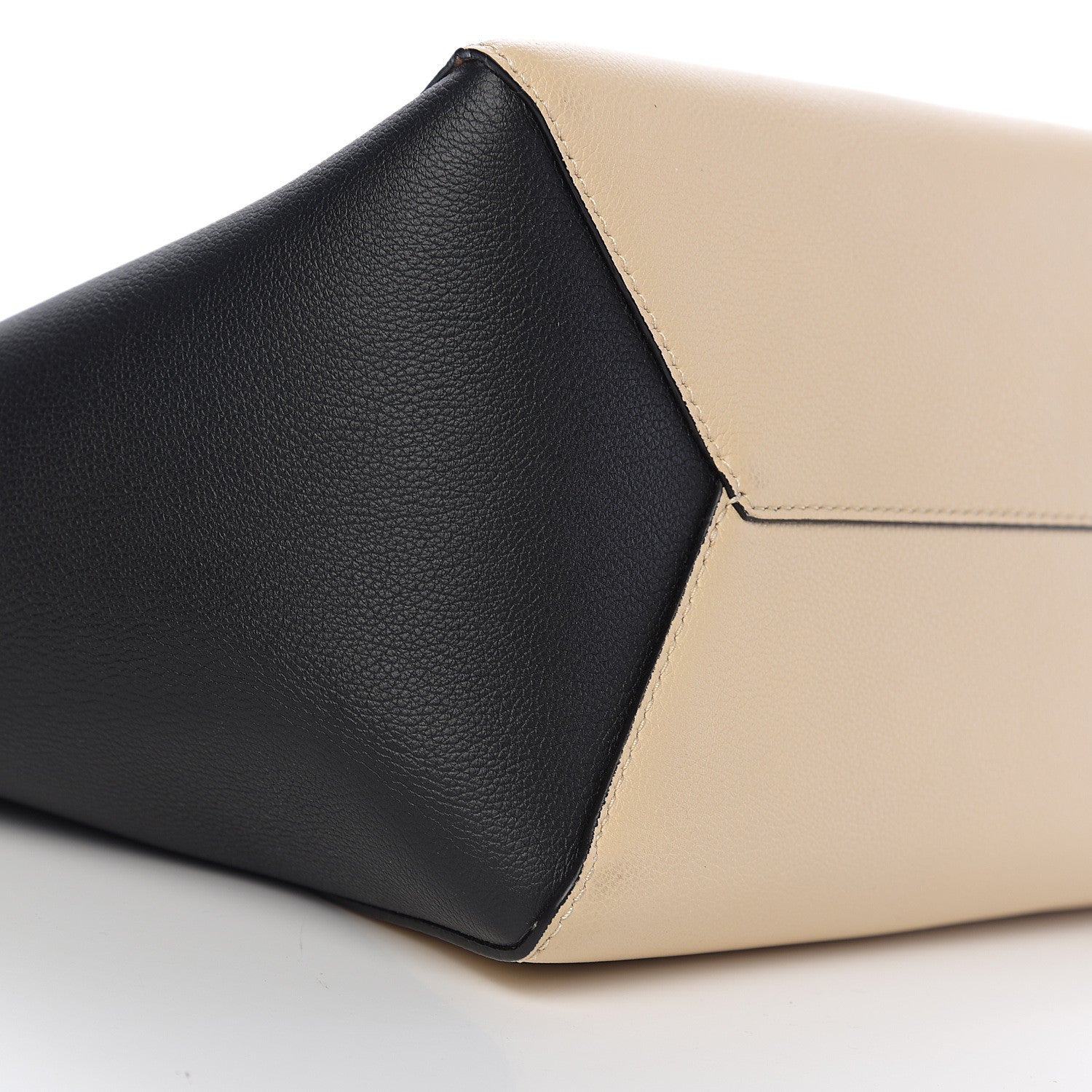 Louis Vuitton Calfskin Lockme Cabas Vanille Black 8 of 9