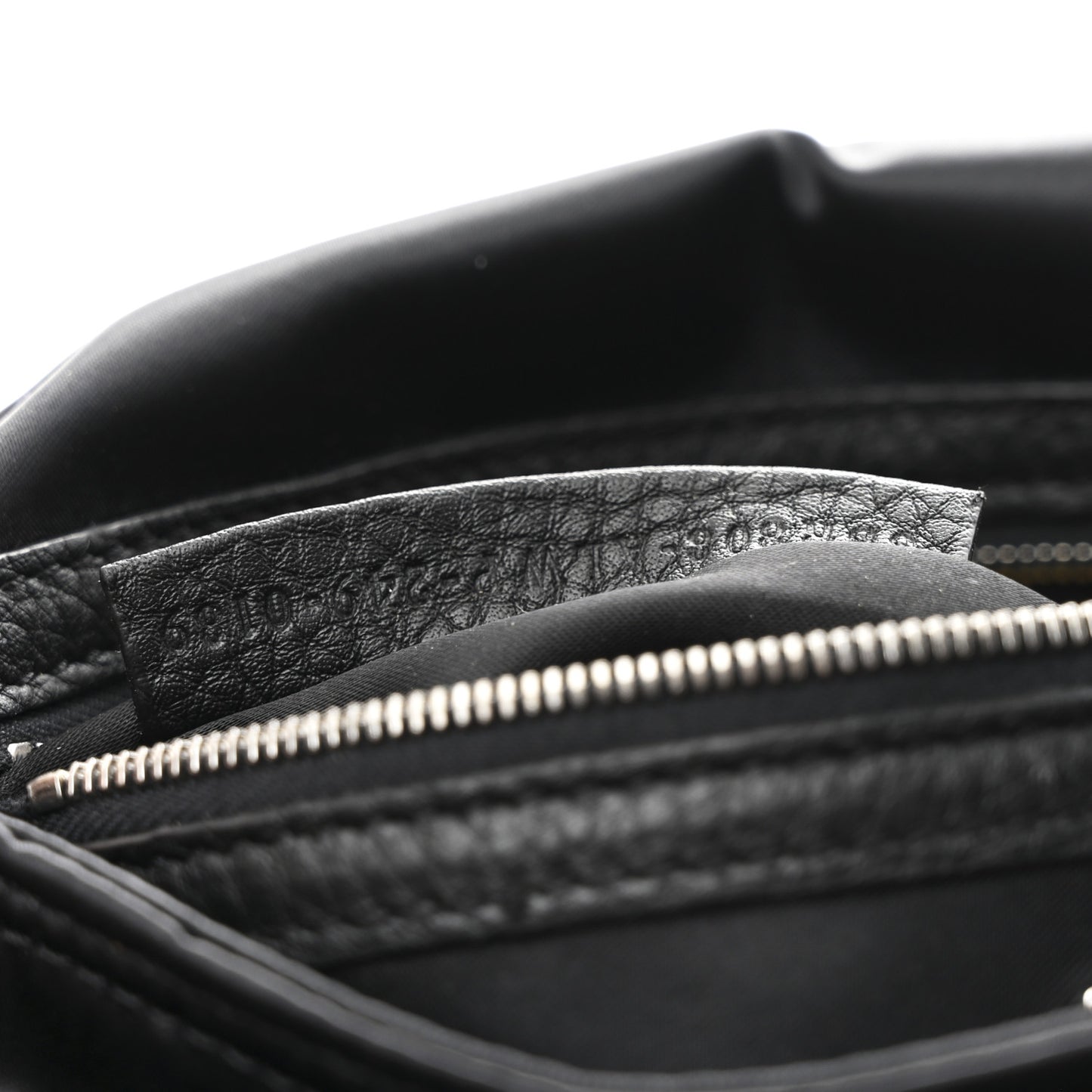 Econyl Cuoio Romano Multipocket Baguette Black