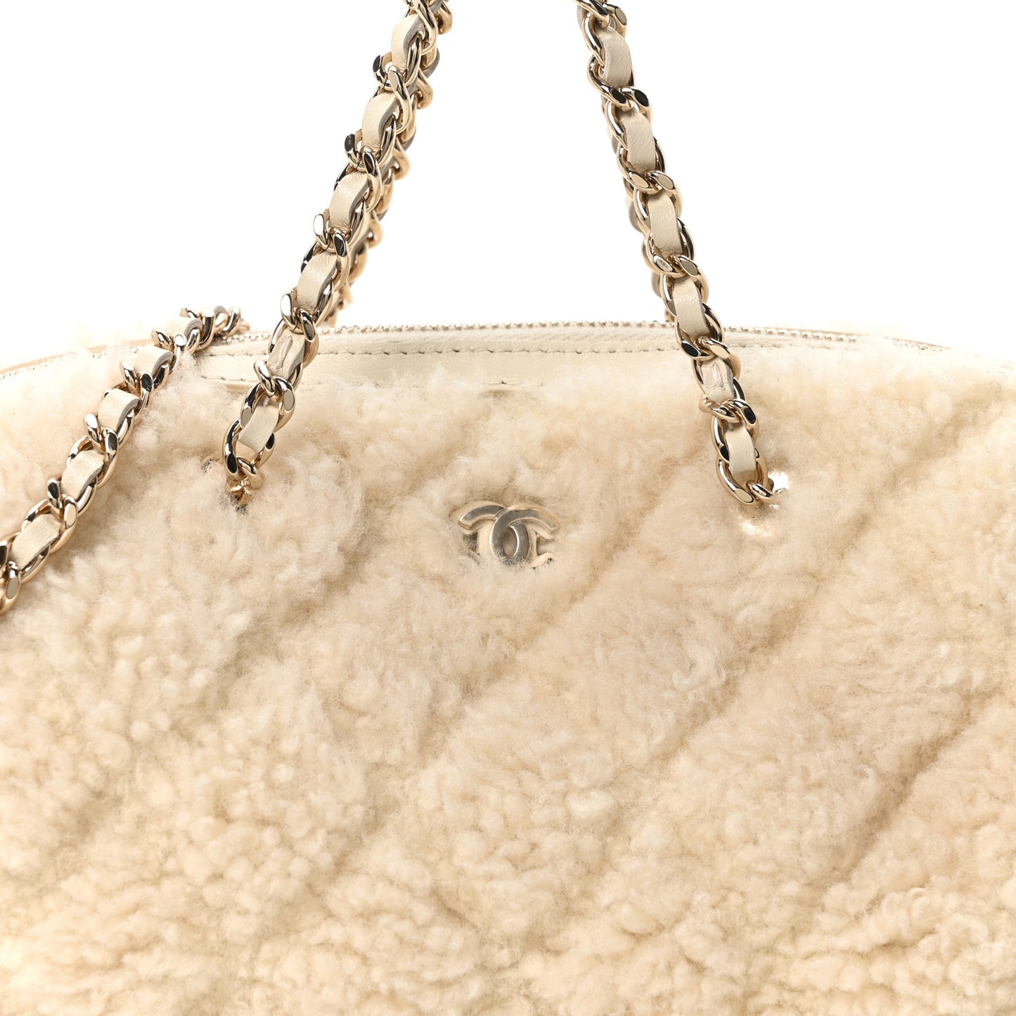 Shearling Quilted Barrel Clutch With Chain Beige