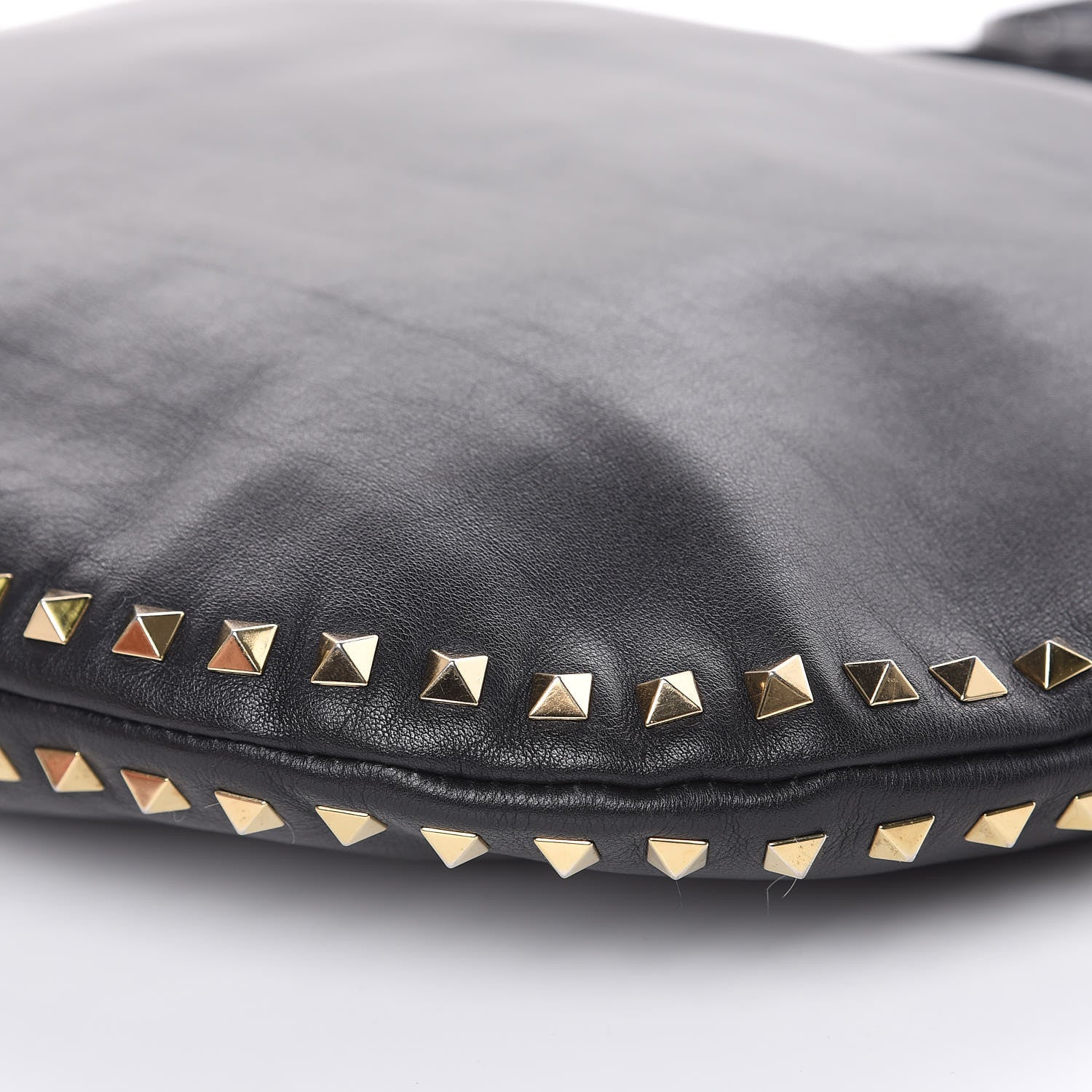 Valentino Garavani Vitello Rockstud Hobo Black 8 of 14