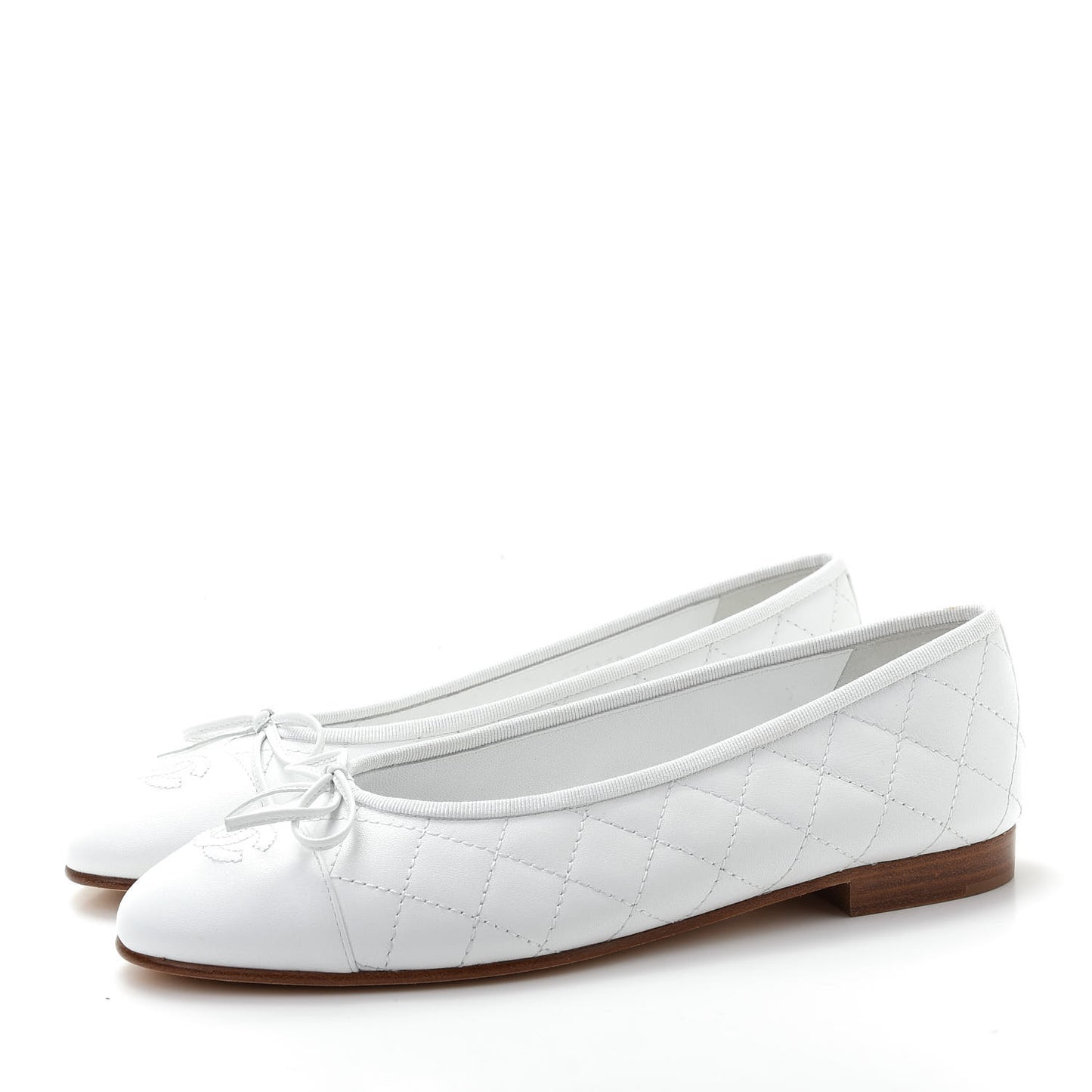 Lambskin Quilted Cap Toe Ballerina Flats 40 White