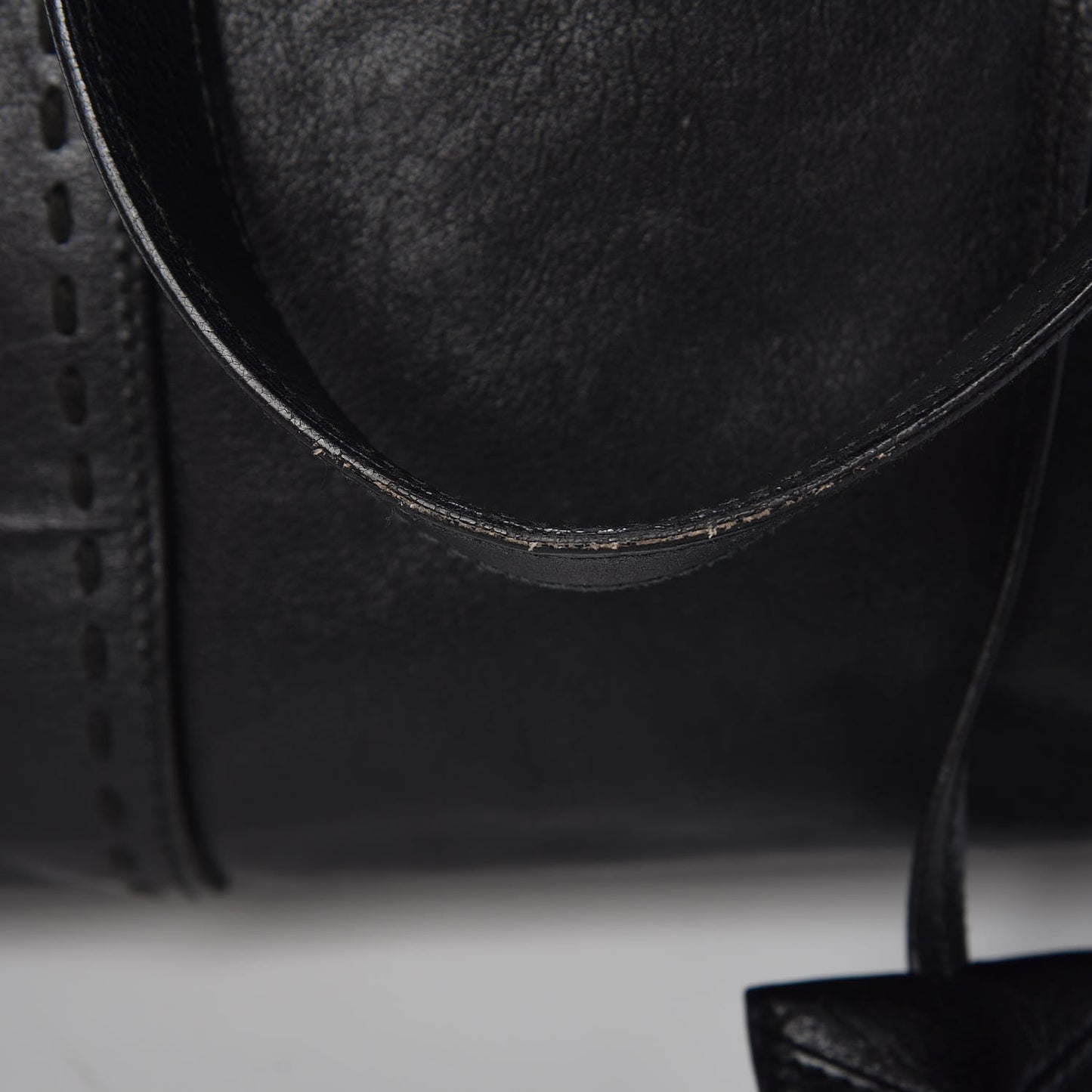 Calfskin Large Muse Black