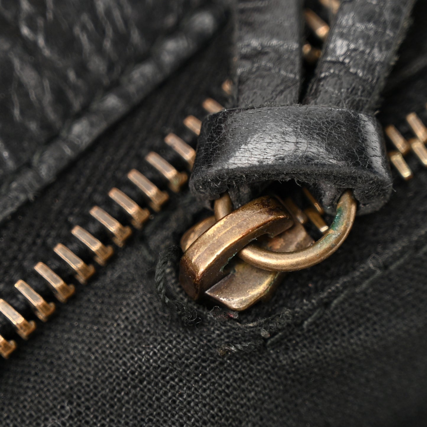 Agneau Classic Hardware Part Time Black