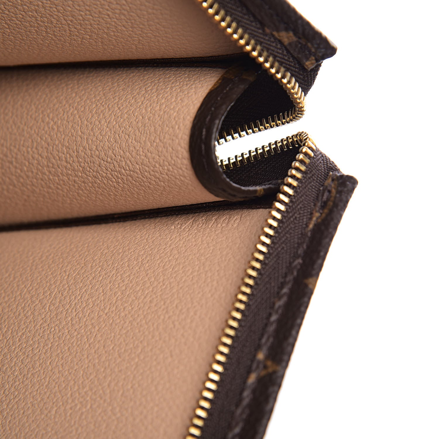 Louis Vuitton Monogram Toiletry Pouch 26 7 of 8