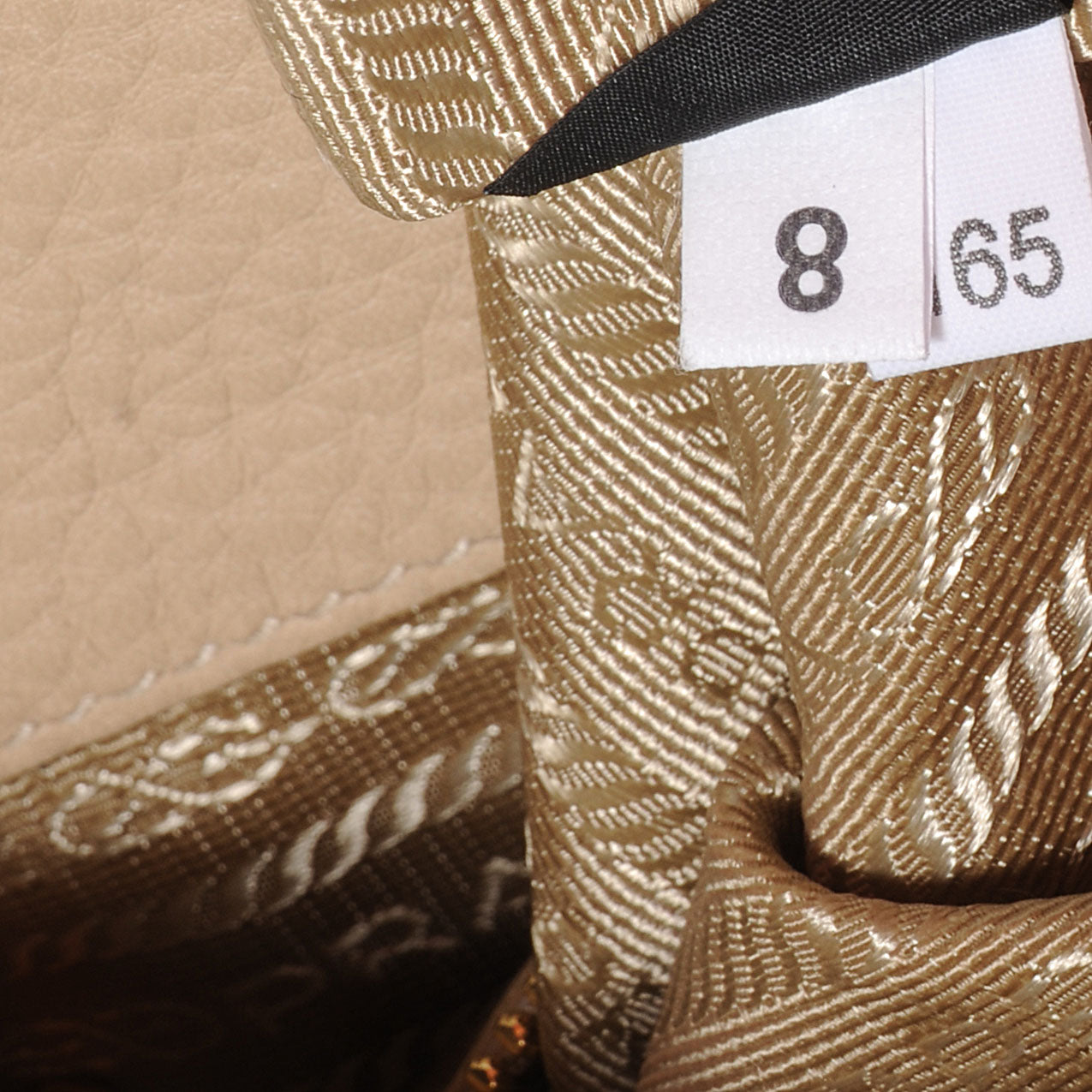 Prada Vitello Daino Hobo Sabbia 9 of 11