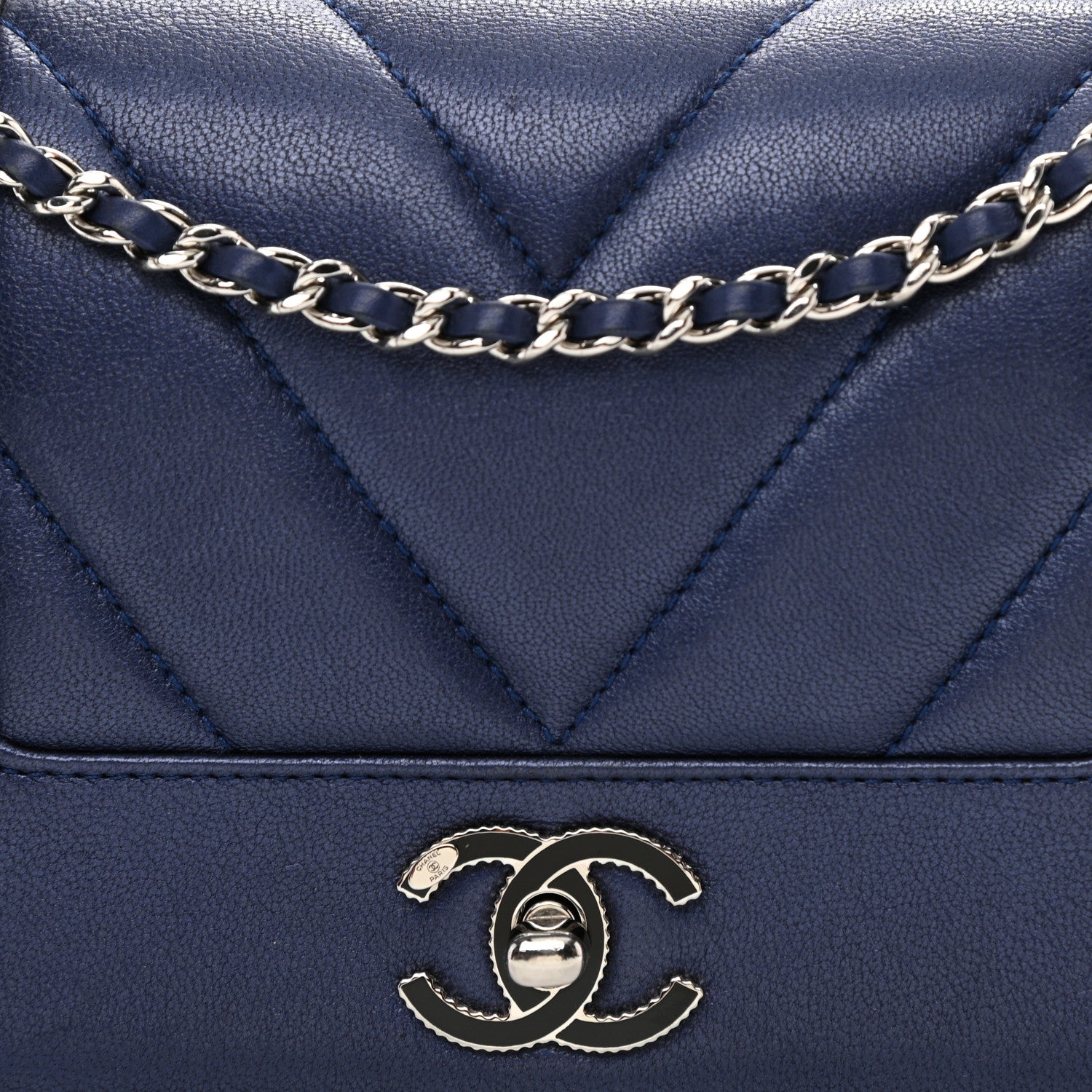 Chanel Metallic Sheepskin Chevron Quilted Small Vintage Mademoiselle Flap Navy 8 of 10