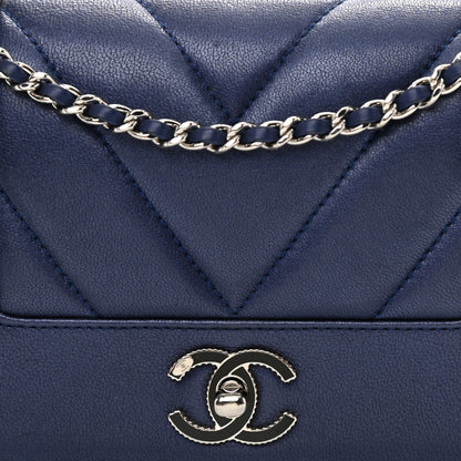 Chanel Metallic Sheepskin Chevron Quilted Small Vintage Mademoiselle Flap Navy 8 of 10