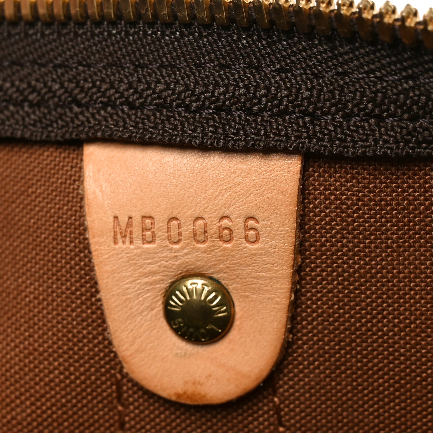 Louis Vuitton Monogram Keepall Bandouliere 45 6 of 9