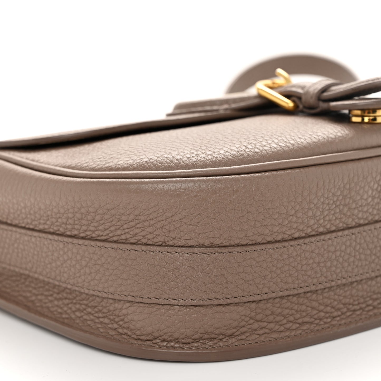 Grained Calfskin Medium Bobby Flap Warm Taupe